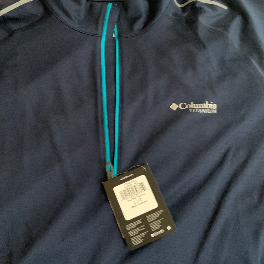 Bnwt  ,olumbia Titan trail 1/2 zip